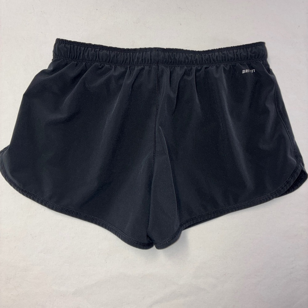 539 Sporty Nike Dri-FIT Running Shorts Medium Black Swoosh Logo Athletic